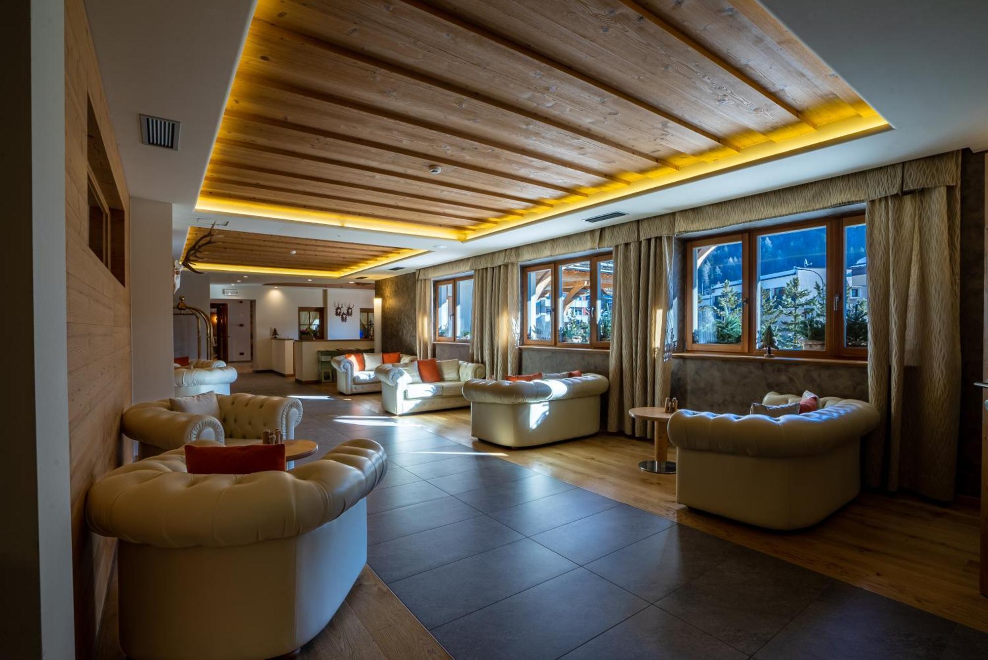 מדונה די קמפיליו Hotel Crozzon מראה חיצוני תמונה